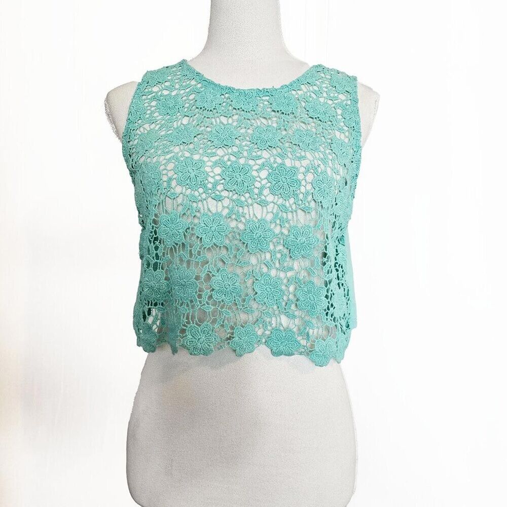 Active Large Teal Crochet Cropped Tank Top